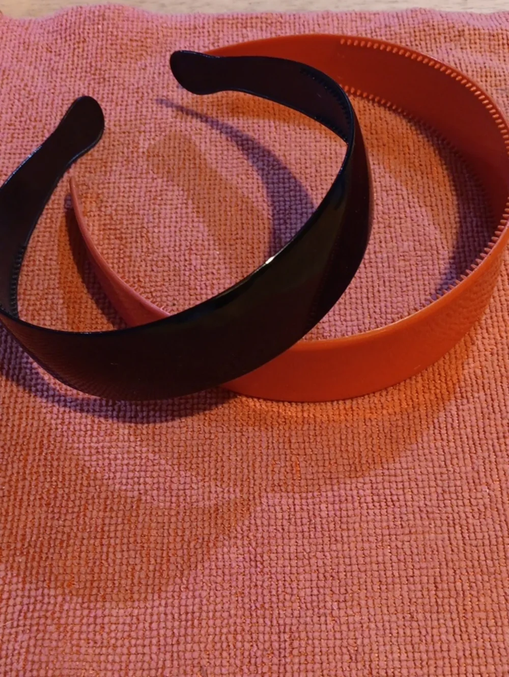 (8) Headbands In Metal And Plastic